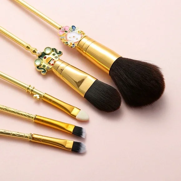 Alice in Wonderland Gold 5 Piece Makeup Brush Set - Picture 5 of 17